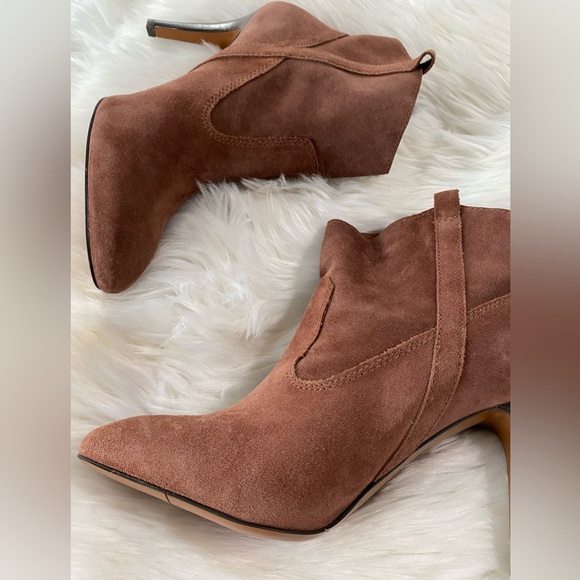 Nine West Ladies Brown dude booties Sz 10.5 - Picture 7 of 11